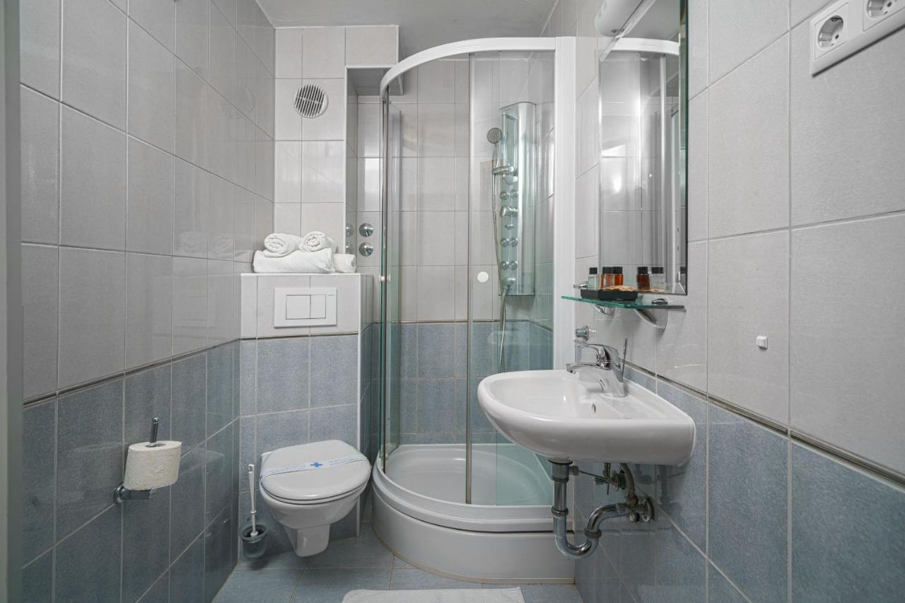 B&B Sidro Vodice Exterior photo