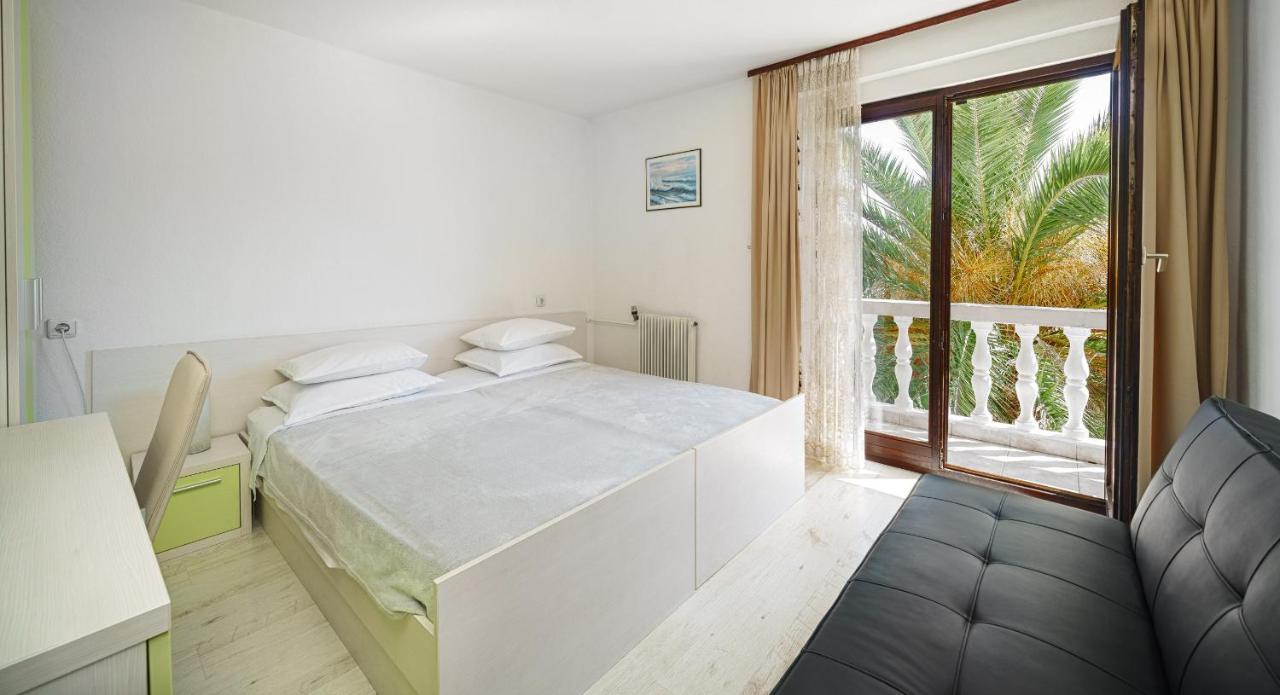 B&B Sidro Vodice Exterior photo